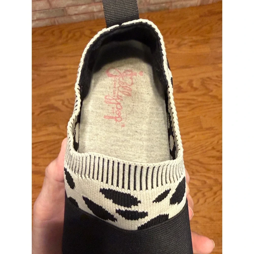 Jelly‎ Pop comfort fit Women's Slip On Sneakers Leopard Dalmatian Print Size 9